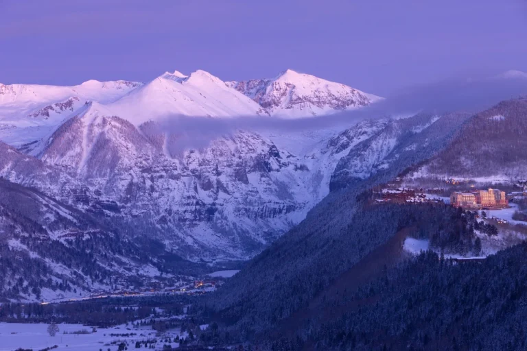 American Mountain Hotels Lifestyle: An Expert’s Guide to Alpine Living