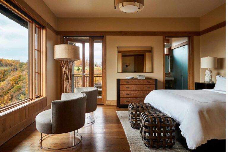 Exotic Mountain Hotels USA: A Forensic Guide to High-Altitude Lodging